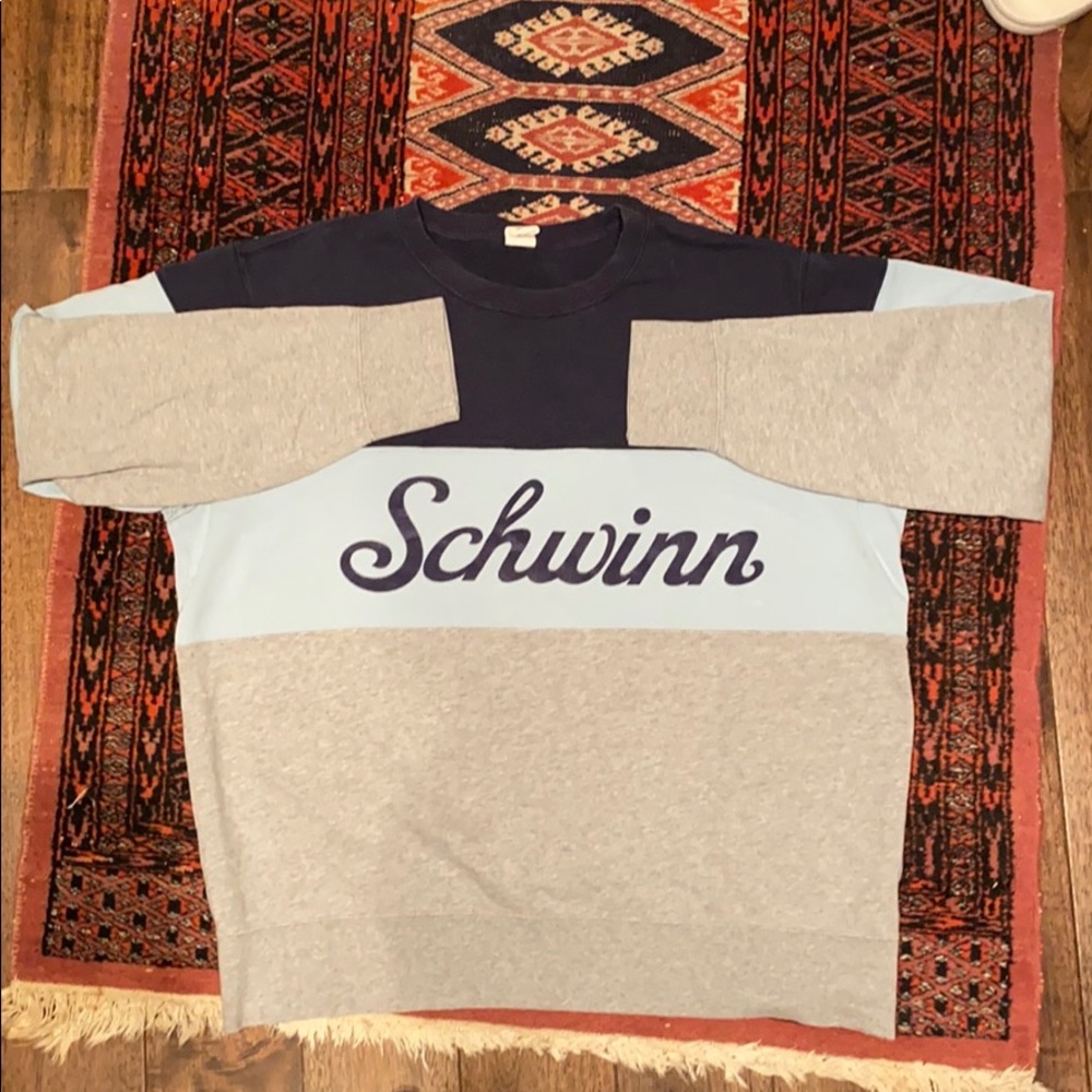 Uniqlo Schwinn Crewneck